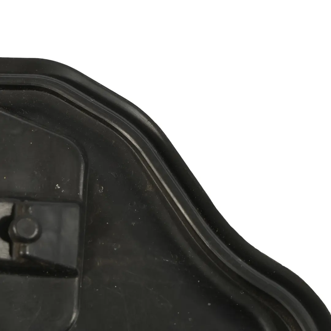 Tapa Mecanismo Bloqueo Tarjeta Puerta Trasero Izquierdo para Audi A6 C7 con número de pieza 4G0839915A Audi A6 C7 Tapa Mecanismo Bloqueo Tarjeta Puerta Trasero Izquierdo - SKU 4G0839915A - Número de pieza 4G0839915A