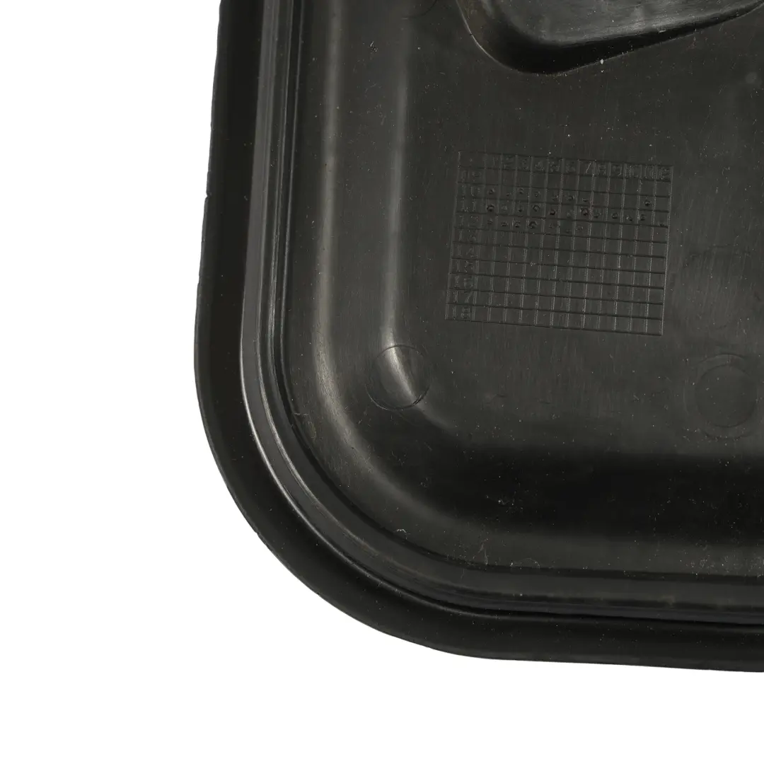 Scheda Porta Coperchio Meccanismo Posteriore Sinistro per Audi A6 C7 con numero di parte 4G0839915A Audi A6 C7 Scheda Porta Coperchio Meccanismo Posteriore Sinistro - SKU 4G0839915A - Numero di parte 4G0839915A