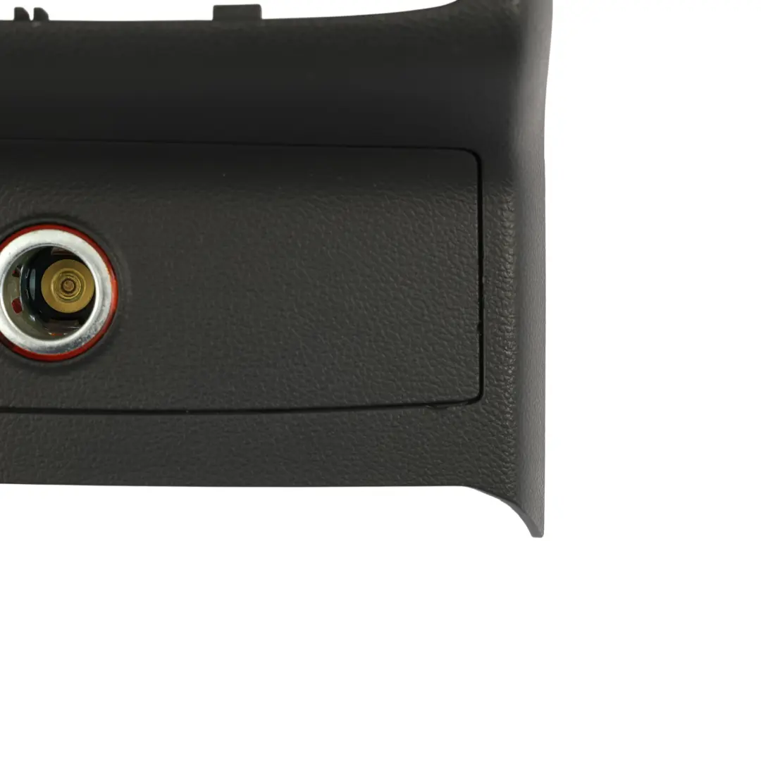 Osłona Tunelu Konsoli Środkowej Tylna Czarna do Audi A6 C7 o numerze 4G0919180A Audi A6 C7 Osłona Tunelu Konsoli Środkowej Tylna Czarna - SKU 4G0919180A-1 - Numer Części 4G0919180A