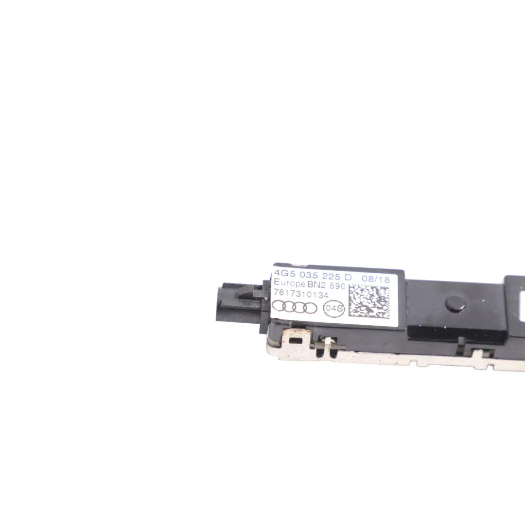 Amplificador Antena Refuerzo Techo para Audi A6 C7 con número de pieza 4G5035225D Audi A6 C7 Amplificador Antena Refuerzo Techo - SKU 4G5035225D - Número de pieza 4G5035225D