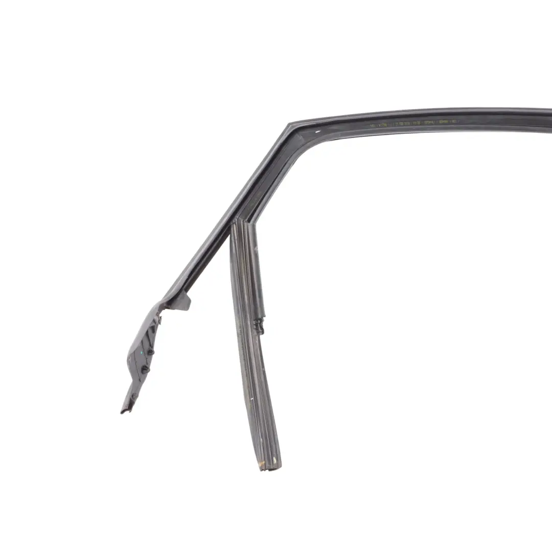 Joint De Vitre Porte Arrière Gauche Cache Cadre Guidage pour Audi A6 C7 à propos du numéro de pièce 4G5839431 Audi A6 C7 Joint De Vitre Porte Arrière Gauche Cache Cadre Guidage - SKU 4G5839431 - Numéro de pièce 4G5839431