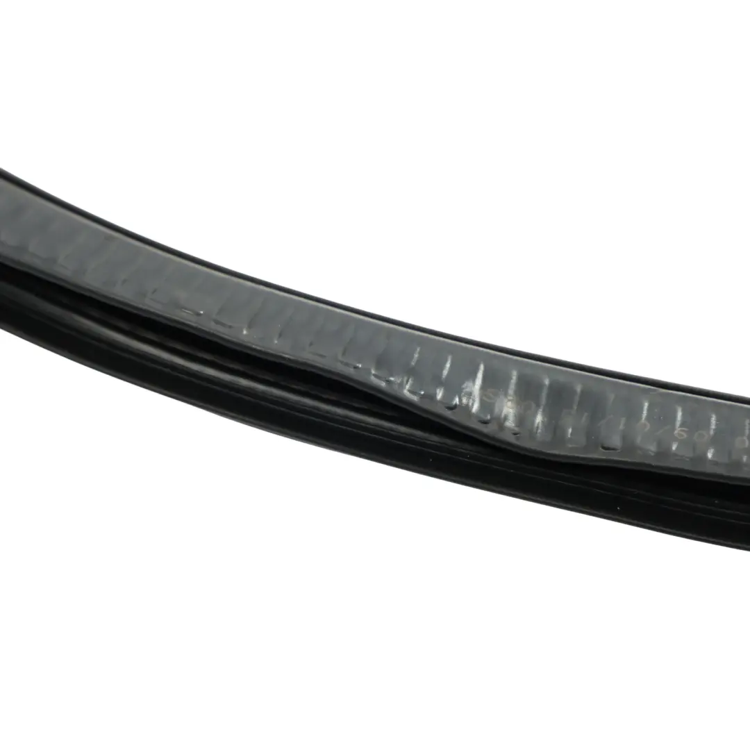 Guarnizione Porta Copertura Posteriore Sinistra Destra per Audi A8 D4 con numero di parte 4H0833721G Audi A8 D4 Guarnizione Porta Copertura Posteriore Sinistra Destra - SKU 4H0833721G - Numero di parte 4H0833721G