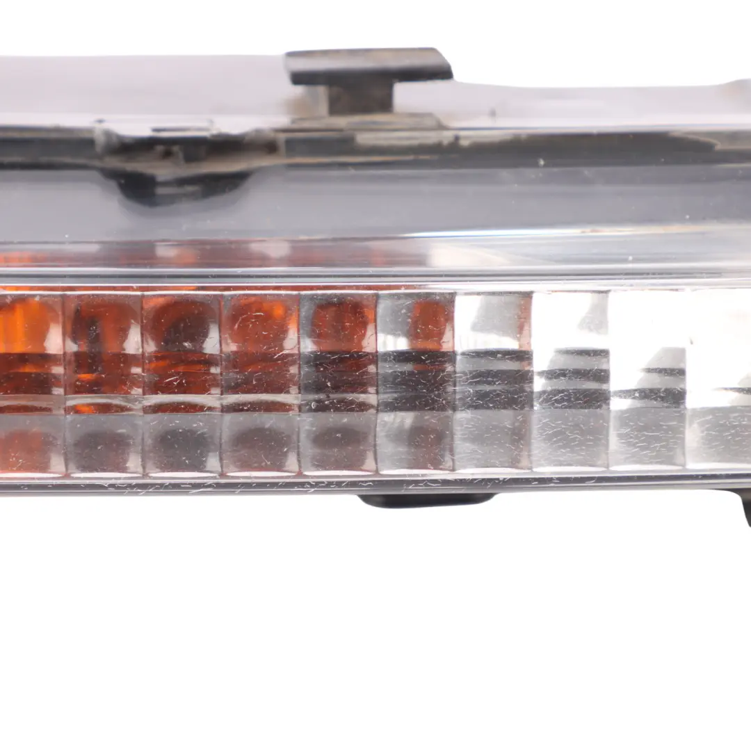 Audi Q7 4L Headlight Turn Indicator Front Right O/S Lamp Signal - SKU 4L0953042 - Part number 4L0953042