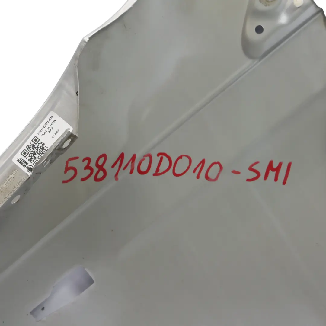 Panel Lateral Delantero Derecho Guardabarros Mica Silver - 1E7 para Toyota Yaris 1 con número de pieza 538110D010 Toyota Yaris 1 Panel Lateral Delantero Derecho Guardabarros Mica Silver - 1E7 - SKU 538110D010-SMI - Número de pieza 538110D010