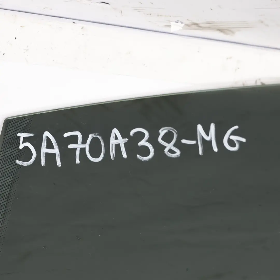 Drzwi Prawe Tylne Mineralgrau Szary Metalik - B39 do BMW F44 Gran Coupe o numerze 5A70A38 BMW F44 Gran Coupe Drzwi Prawe Tylne Mineralgrau Szary Metalik - B39 - SKU 5A70A38-MG - Numer Części 5A70A38