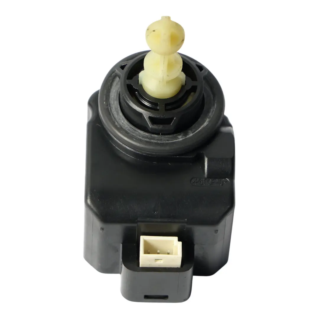 Headlight Level Control Range Motor Actuator to Audi A3 8V with Part number 5C5941295 Audi A3 8V Headlight Level Control Range Motor Actuator - SKU 5C5941295 - Part number 5C5941295