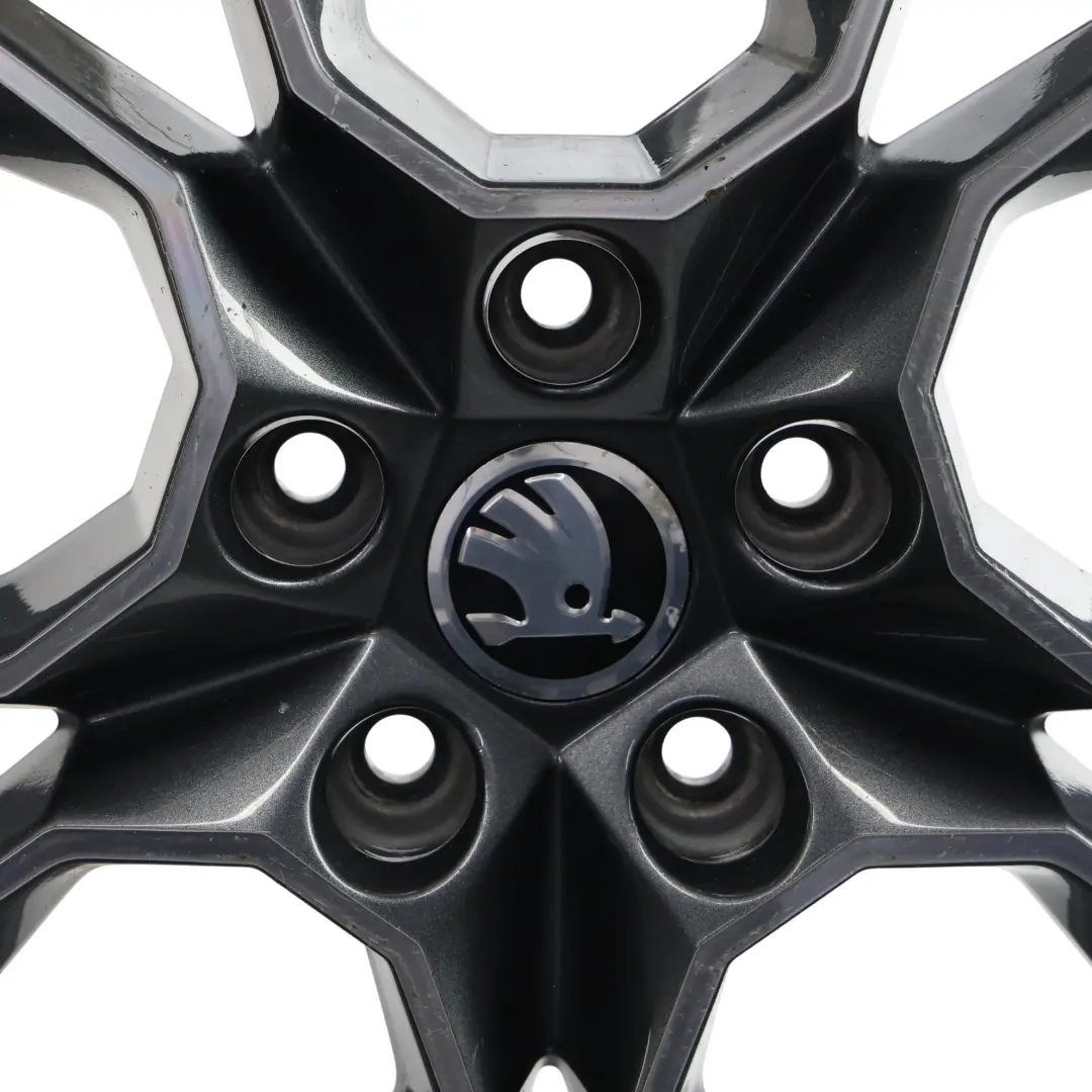 Mk3 RS Llanta Aleación Gris Antracita 19" 7,5J ET:51 para Skoda Octavia con número de pieza 5E0601025AH Skoda Octavia Mk3 RS Llanta Aleación Gris Antracita 19" 7,5J ET:51 - SKU 5E0601025AH-2 - Número de pieza 5E0601025AH