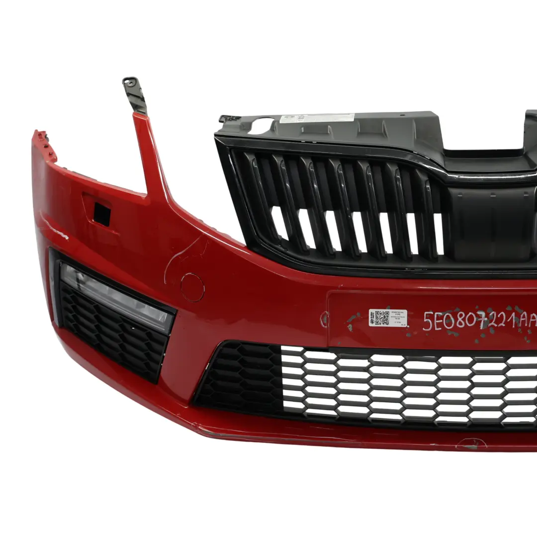 Zderzak Przedni RS Corrida Red Czerwony - F3K do Skoda Octavia 3 o numerze 5E0807221AA Skoda Octavia 3 Zderzak Przedni RS Corrida Red Czerwony - F3K - SKU 5E0807221AA-CORE - Numer Części 5E0807221AA