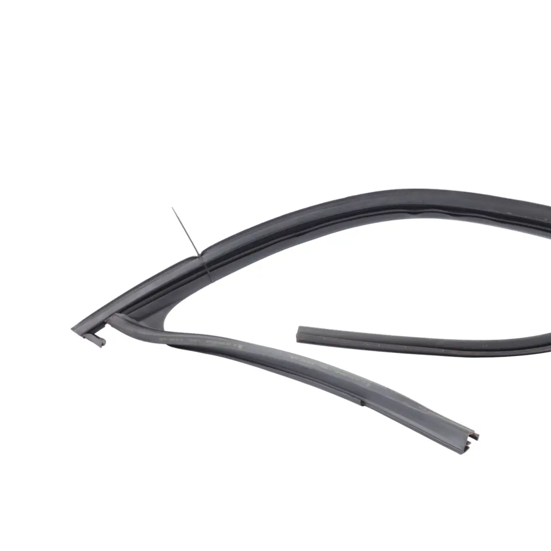 Front Door Window Seal Guide Frame Cover Right O/S to Skoda Octavia 5E with Part number 5E0837432E Skoda Octavia 5E Front Door Window Seal Guide Frame Cover Right O/S - SKU 5E0837432E - Part number 5E0837432E