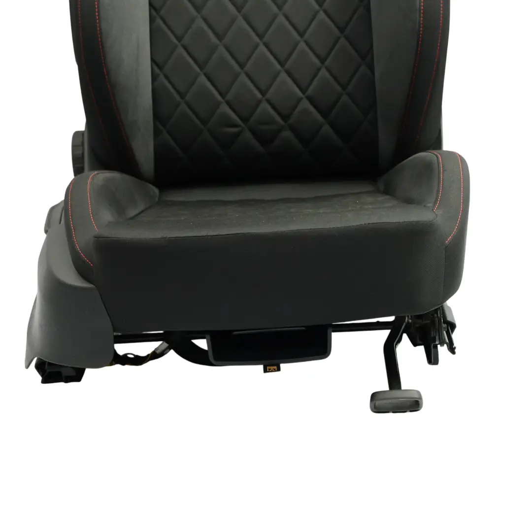 VRS Sedile Anteriore Sportivo Riscaldato Alcantara Destro per Skoda Octavia III 5E con numero di parte 5E0881022H Skoda Octavia III 5E VRS Sedile Anteriore Sportivo Riscaldato Alcantara Destro - SKU 5E0881022H-1 - Numero di parte 5E0881022H