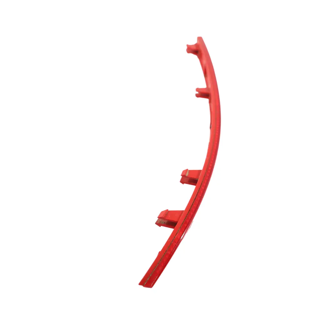 Riflettore Paraurti Posteriore Sinistro per Skoda Octavia 5E con numero di parte 5E0945105A Skoda Octavia 5E Riflettore Paraurti Posteriore Sinistro - SKU 5E0945105A - Numero di parte 5E0945105A