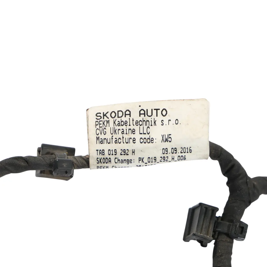 Paraurti Anteriore Cavo Di Cablaggio 5E0971095DF per Skoda Octavia 3 con numero di parte 5E0971095DP Skoda Octavia 3 Paraurti Anteriore Cavo Di Cablaggio 5E0971095DF - SKU 5E0971095DP - Numero di parte 5E0971095DP