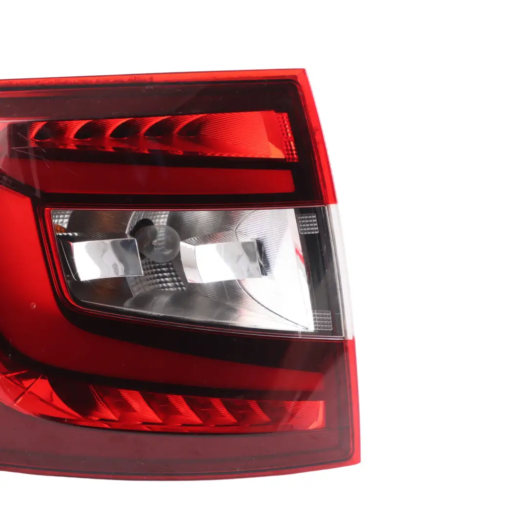 Tail Light Lamp Side Panel Left N/S to Skoda Octavia III RS Estate Rear with Part number 5E9945207 Skoda Octavia III RS Estate Rear Tail Light Lamp Side Panel Left N/S - SKU 5E9945207 - Part number 5E9945207