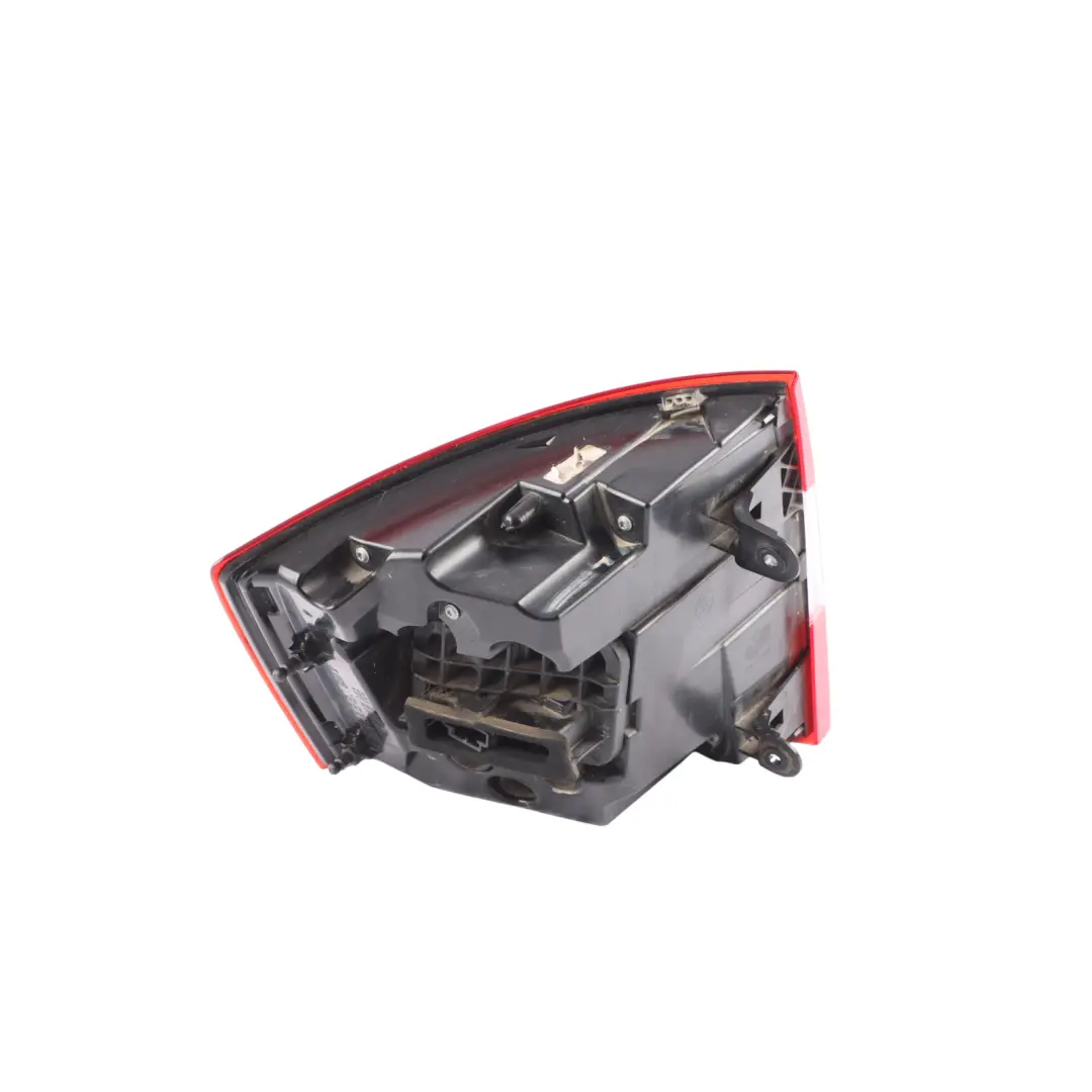 Skoda Octavia III RS Estate Rear Tail Light Lamp Side Panel Right O/S - SKU 5E9945208A - Part number 5E9945208A