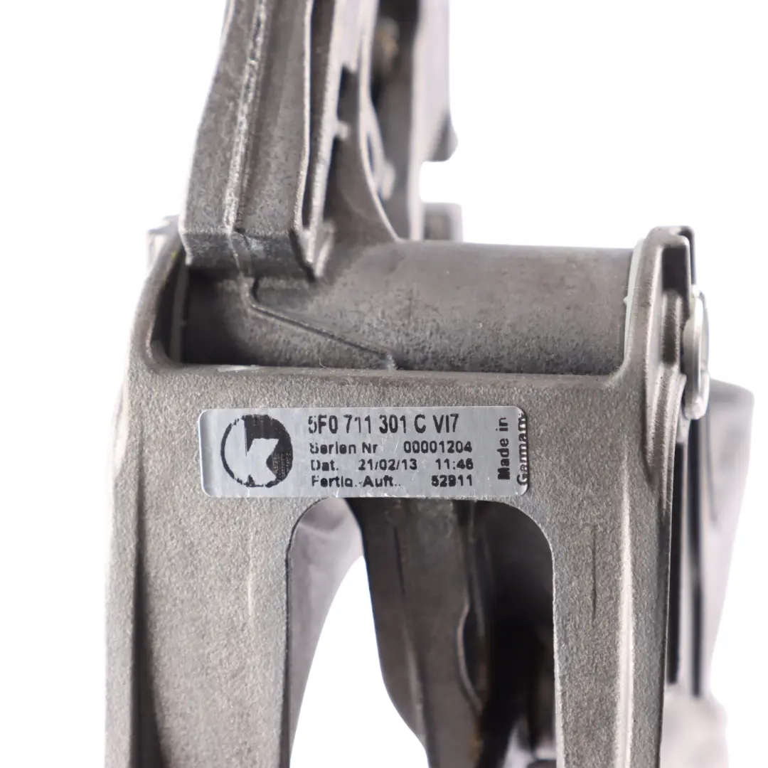 5F Handbrake Lever Mechanism to Seat Leon with Part number 5F0711301C Seat Leon 5F Handbrake Lever Mechanism - SKU 5F0711301C - Part number 5F0711301C