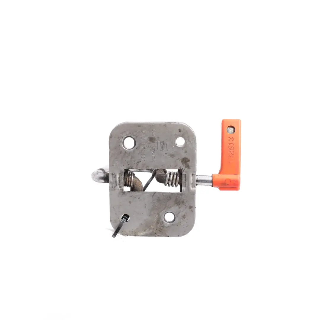 Seat Leon Mk3 5F Motore Anteriore Cofano Blocco Gancio Gancio Chiusura - SKU 5F0823186 - Numero di parte 5F0823186