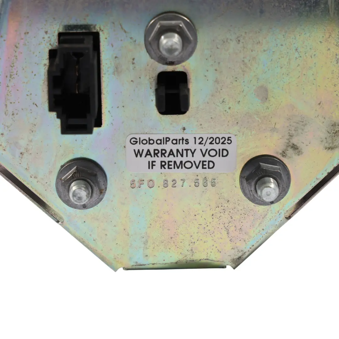 Seat Leon Mk3 5F Klamka Przełącznik Klapy Bagażnika Emblemat - SKU 5F0827565A - Numer Części 5F0827565A