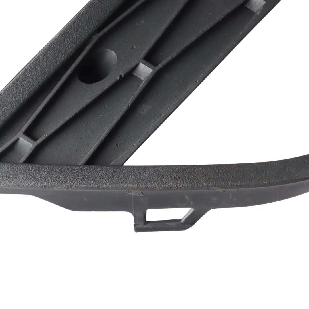 Mk3 5F Front Bumper Grill Trim Fog Light Cover Left N/S to Seat Leon with Part number 5F0853667 Seat Leon Mk3 5F Front Bumper Grill Trim Fog Light Cover Left N/S - SKU 5F0853665A - Part number 5F0853667