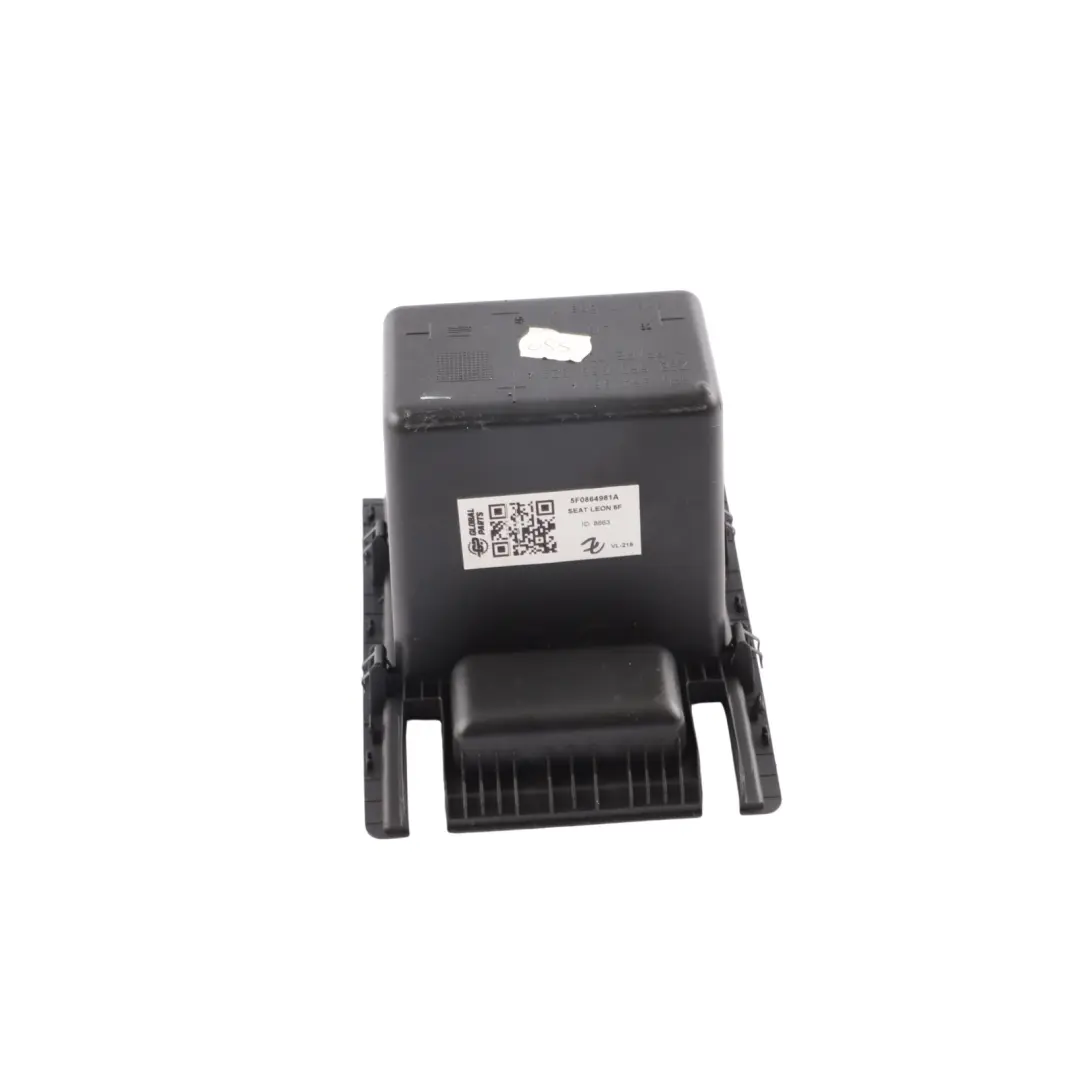 MK3 5F Consola Central Compartimento Almacenaje Trim para Seat Leon con número de pieza 5F0864981A Seat Leon MK3 5F Consola Central Compartimento Almacenaje Trim - SKU 5F0864981A - Número de pieza 5F0864981A