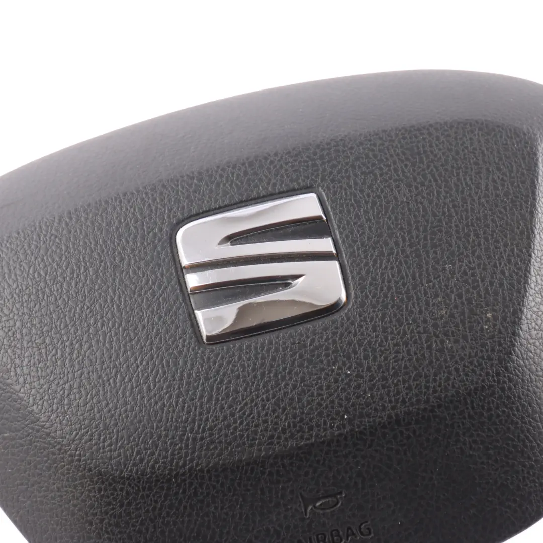 Mk3 5F Steering Wheel Air Module Driver's Side to Seat Leon with Part number 5F0880201C Seat Leon Mk3 5F Steering Wheel Air Module Driver's Side - SKU 5F0880201C - Part number 5F0880201C