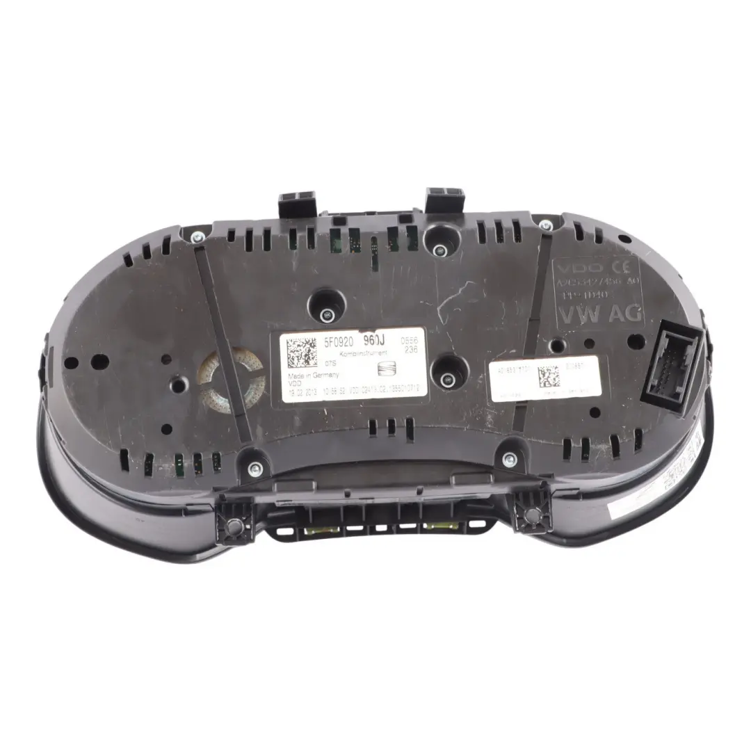 Mk3 5F Speedometer Instrument Cluster Manual Diesel to Seat Leon with Part number 5F0920960J Seat Leon Mk3 5F Speedometer Instrument Cluster Manual Diesel - SKU RHD-5F0920960J-1 - Part number 5F0920960J