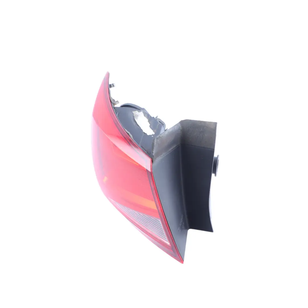 Mk3 5F Tail Light Lamp Outer Rear Left N/S Side to Seat Leon with Part number 5F0945095C Seat Leon Mk3 5F Tail Light Lamp Outer Rear Left N/S Side - SKU 5F0945095C - Part number 5F0945095C