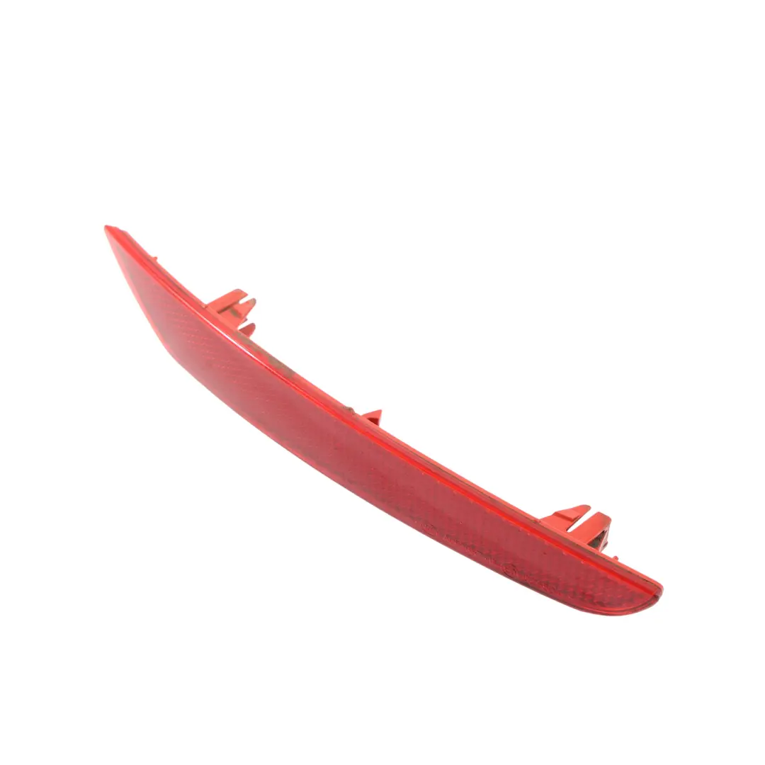 Seat Leon 5F Parachoques Trasero Reflector De Luz Derecha - SKU 5F0945106B - Número de pieza 5F0945106B