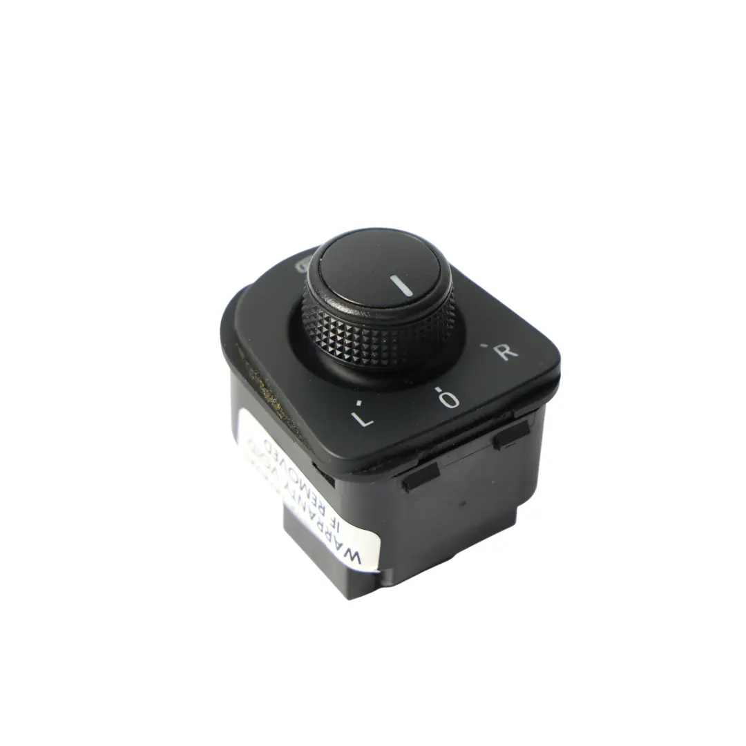 Mk3 Interruttore Regolazione Specchietti Retrovisori per Seat Leon con numero di parte 5F0959565D Seat Leon Mk3 Interruttore Regolazione Specchietti Retrovisori - SKU 5F0959565D - Numero di parte 5F0959565D