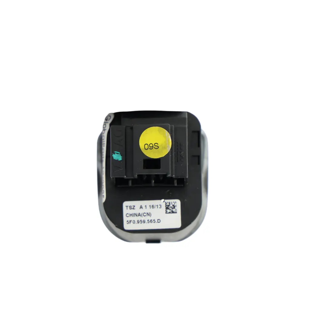 Mk3 Interruttore Regolazione Specchietti Retrovisori per Seat Leon con numero di parte 5F0959565D Seat Leon Mk3 Interruttore Regolazione Specchietti Retrovisori - SKU 5F0959565D - Numero di parte 5F0959565D