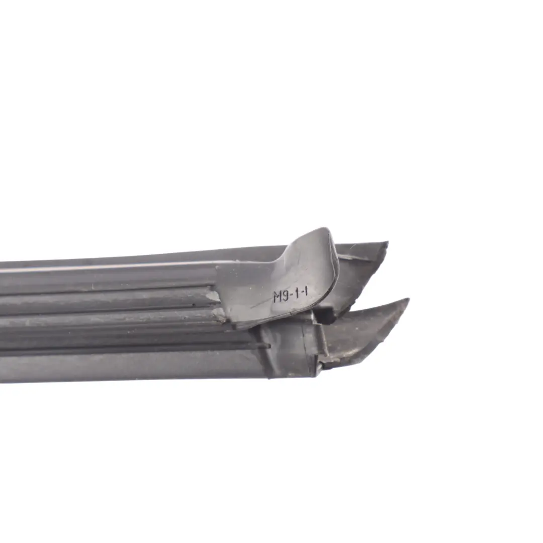 5F Front Door Interior Seal Gasket Rubber Left N/S to Seat Leon with Part number 5F4837471 Seat Leon 5F Front Door Interior Seal Gasket Rubber Left N/S - SKU 5F4837471 - Part number 5F4837471