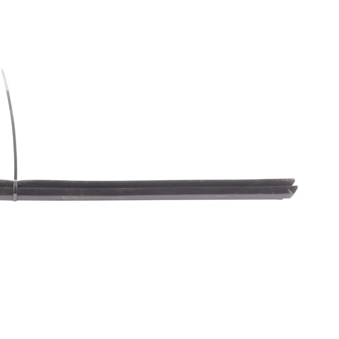 MK3 5F Fensterdichtung Innen Hinten Rechts Tür für Seat Leon mit Teilenummer 5F4839472 Seat Leon MK3 5F Fensterdichtung Innen Hinten Rechts Tür - SKU 5F4839472 - Teilenummer 5F4839472