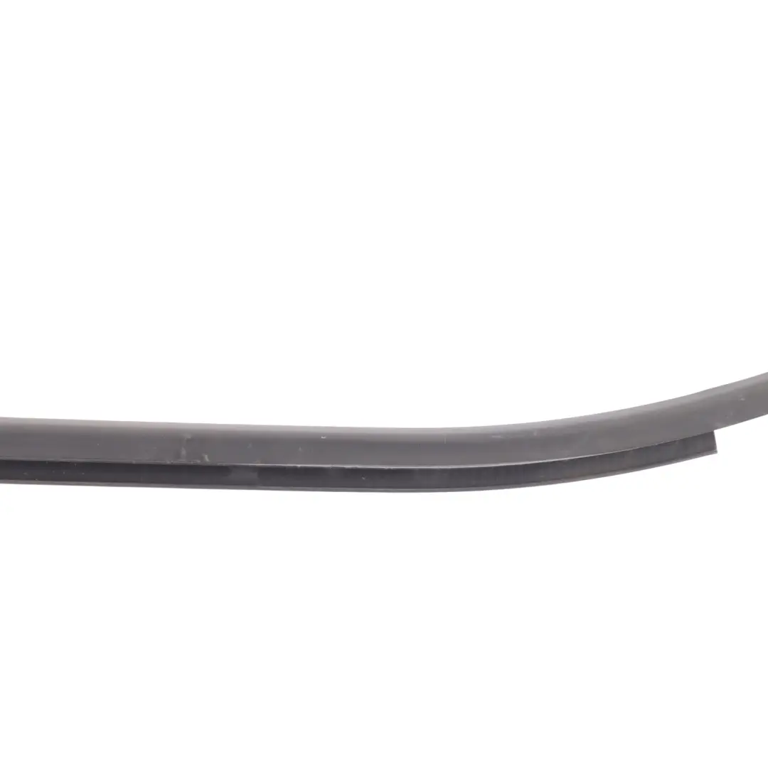 Mk3 5F Tira Junta Sello Exterior Ventana Trasera Izquierda para Seat Leon con número de pieza 5F4839477B Seat Leon Mk3 5F Tira Junta Sello Exterior Ventana Trasera Izquierda - SKU 5F4839477B - Número de pieza 5F4839477B