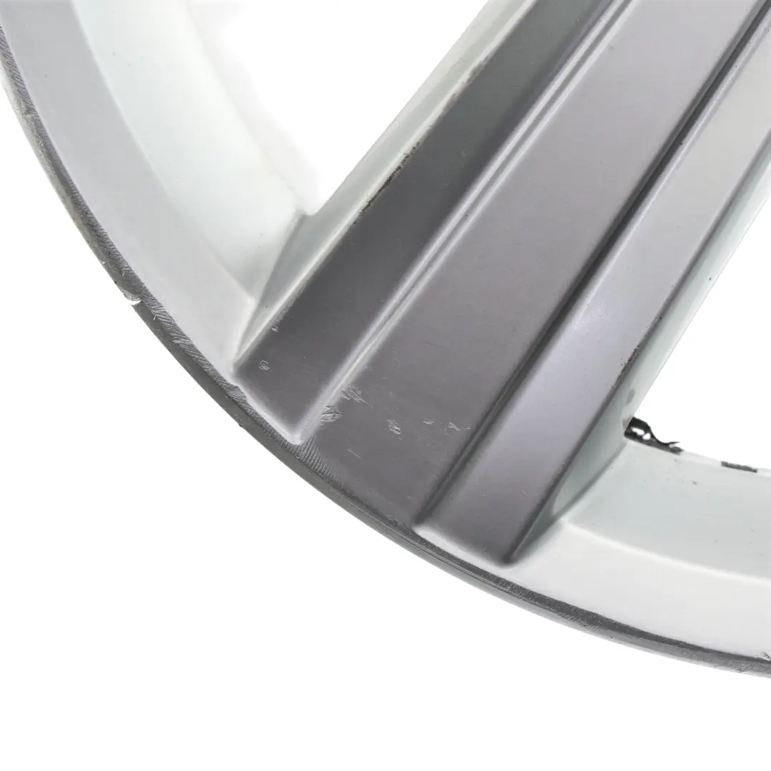 Jante Alliage Argentée 16" 6,5J ET:46 pour Volkswagen Golf Mk7 à propos du numéro de pièce 5G0601025BP Volkswagen Golf Mk7 Jante Alliage Argentée 16" 6,5J ET:46 - SKU 5G0601025BP-1 - Numéro de pièce 5G0601025BP