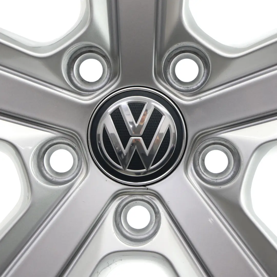 Jante Alliage Argentée 16" 6,5J ET:46 pour Volkswagen Golf Mk7 à propos du numéro de pièce 5G0601025BP Volkswagen Golf Mk7 Jante Alliage Argentée 16" 6,5J ET:46 - SKU 5G0601025BP-2 - Numéro de pièce 5G0601025BP