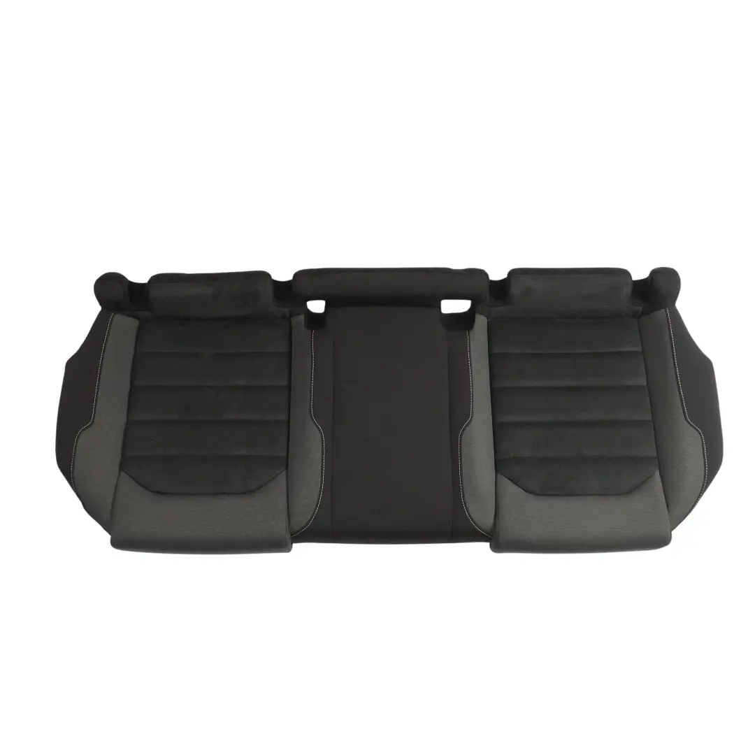 Sedile Posteriore Inferiore Divano Panca Alcantara Panno Nero Grigio per VW Golf Mk7 con numero di parte 5G0885405DE VW Golf Mk7 Sedile Posteriore Inferiore Divano Panca Alcantara Panno Nero Grigio - SKU 5G0885405DE - Numero di parte 5G0885405DE