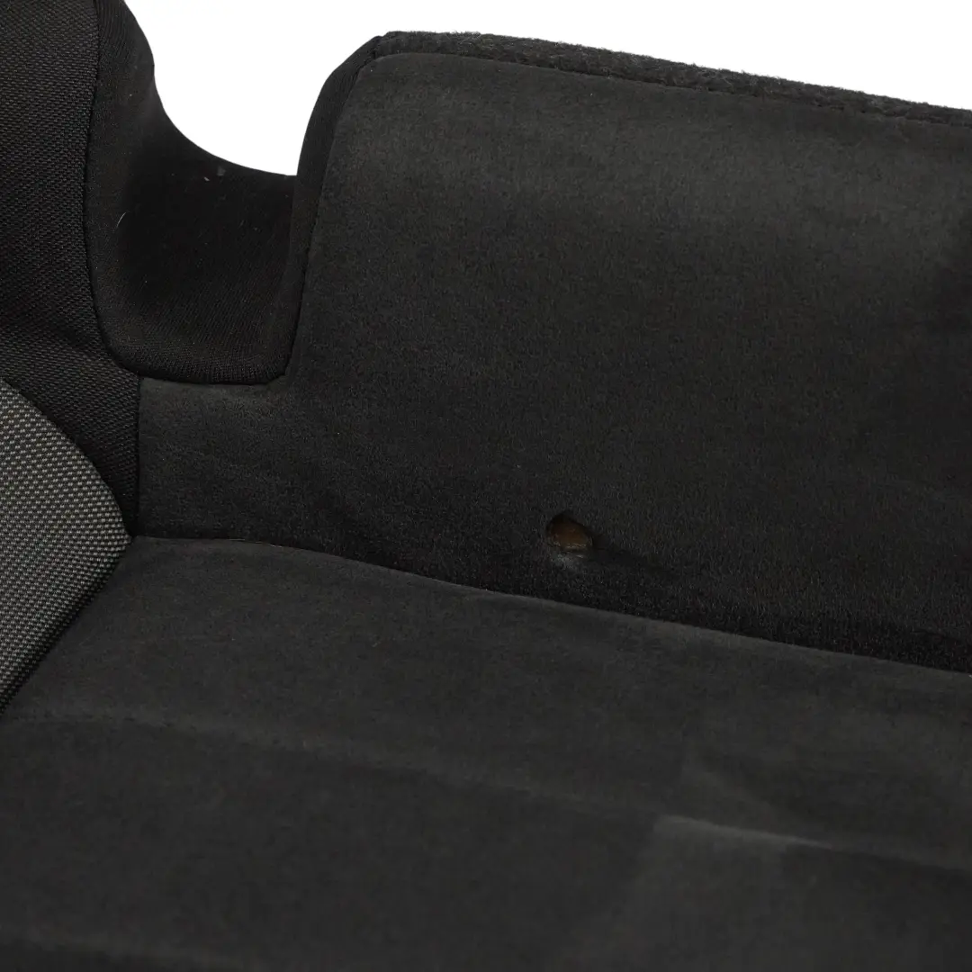 Rücksitzbank Unten Alcantara Bezug Schwarz Grau für VW Golf Mk7 mit Teilenummer 5G0885405DE VW Golf Mk7 Rücksitzbank Unten Alcantara Bezug Schwarz Grau - SKU 5G0885405DE - Teilenummer 5G0885405DE