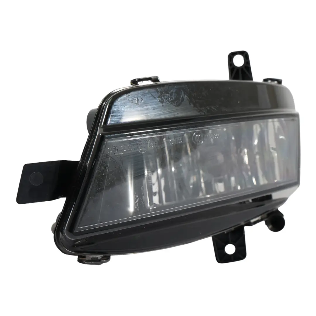 Lampada Fendinebbia Alogena Sinistra per VW Volkswagen Golf Mk7 con numero di parte 5G0941661J VW Volkswagen Golf Mk7 Lampada Fendinebbia Alogena Sinistra - SKU 5G0941661J - Numero di parte 5G0941661J