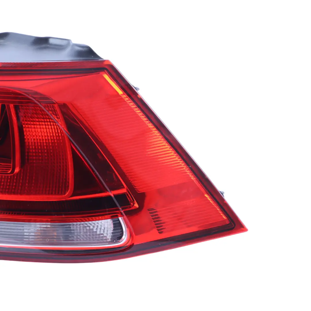 Tail Light Lamp LED Outer Right O/S to VW Volkswagen Golf VII Rear with Part number 5G0945096P VW Volkswagen Golf VII Rear Tail Light Lamp LED Outer Right O/S - SKU 5G0945096P - Part number 5G0945096P