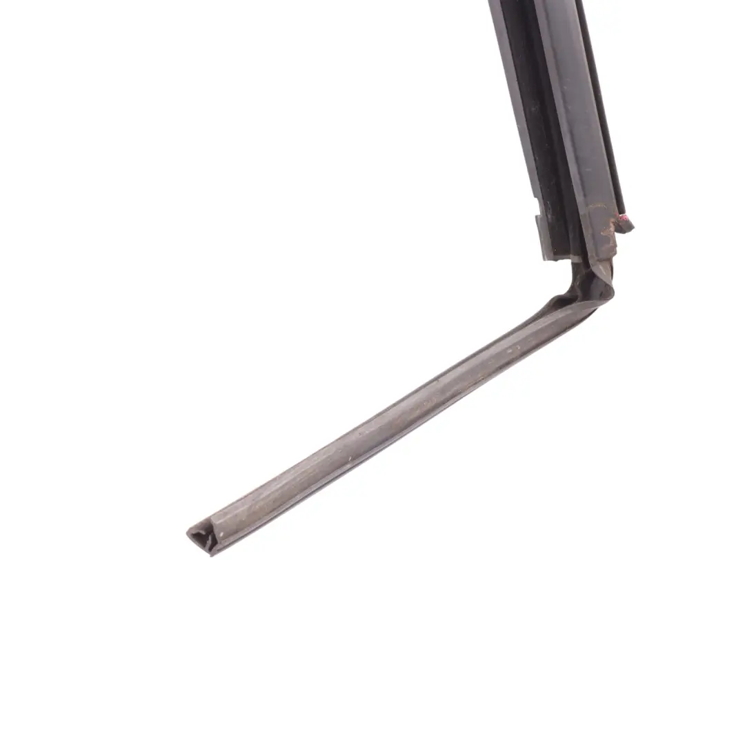 Joint De Fenêtre Porte Avant Caoutchouc Droit pour Volkswagen Golf VII 3D à propos du numéro de pièce 5G3837432E Volkswagen Golf VII 3D Joint De Fenêtre Porte Avant Caoutchouc Droit - SKU 5G3837432E - Numéro de pièce 5G3837432E