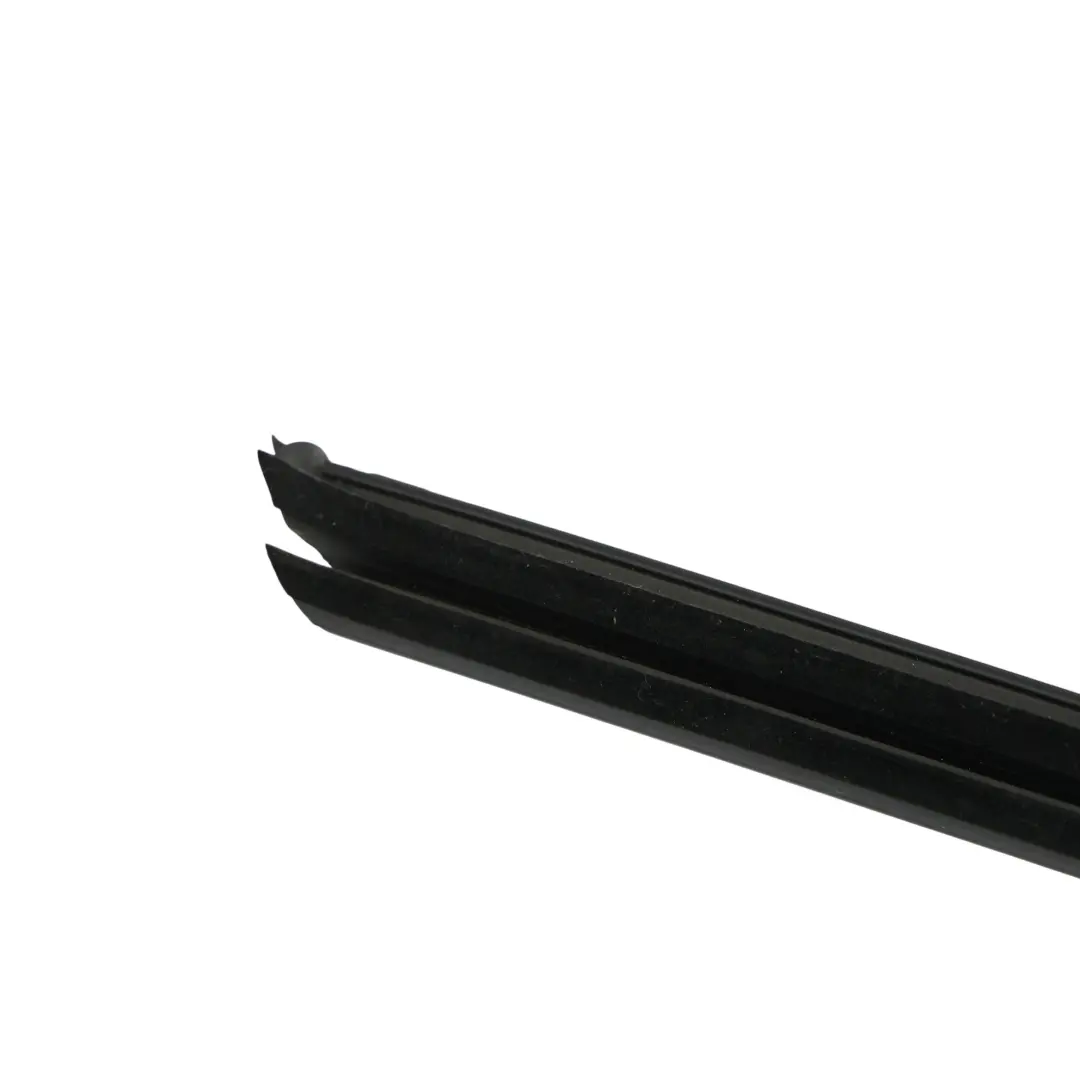 3Dr Abertura Puerta Ventana Sello Delantero Derecho para VW Golf Mk7 con número de pieza 5G3837480B VW Golf Mk7 3Dr Abertura Puerta Ventana Sello Delantero Derecho - SKU 5G3837480B - Número de pieza 5G3837480B