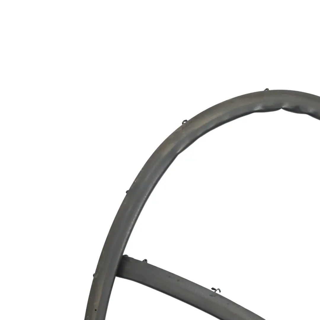 Junta Exterior Inferior De Puerta Delantera Derecha 3D para VW Golf 7 con número de pieza 5G3837676A VW Golf 7 Junta Exterior Inferior De Puerta Delantera Derecha 3D - SKU 5G3837676A - Número de pieza 5G3837676A