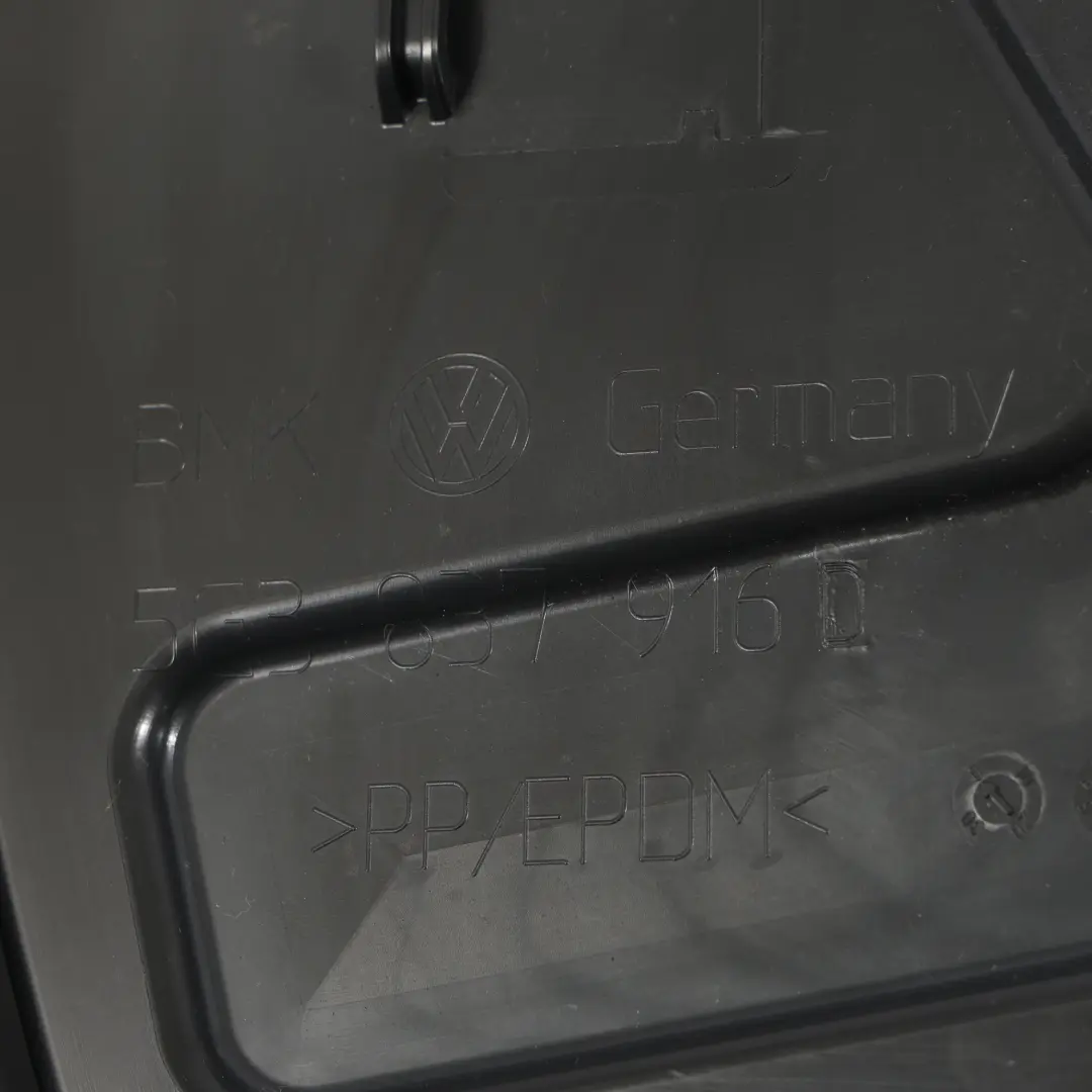 Türtrennwand Vorne Rechts Verkleidung für Volkswagen VW Golf 7 mit Teilenummer 5G3837916D Volkswagen VW Golf 7 Türtrennwand Vorne Rechts Verkleidung - SKU 5G3837916D - Teilenummer 5G3837916D