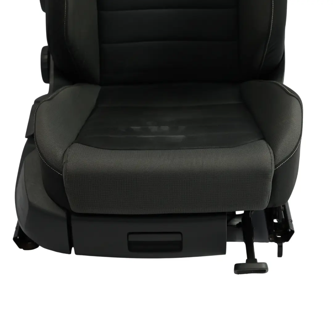 Volkswagen Golf Mk7 3 Drzwi Fotel Prawy Przód Materiał Alcantara Czarny - SKU 5G3881806CB-1 - Numer Części 5G3881806CB