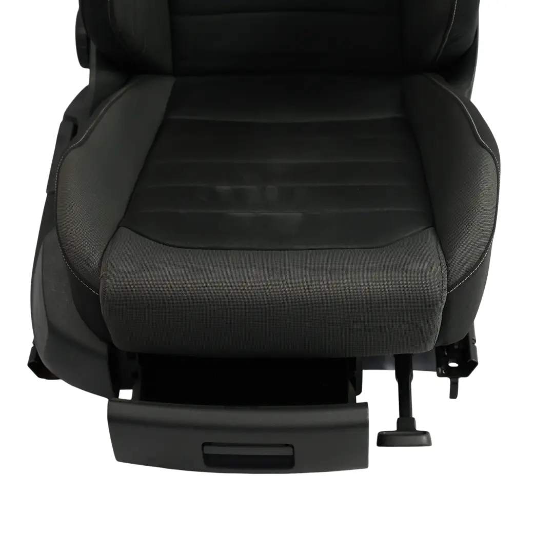 Volkswagen Golf Mk7 3Dr Sitz Vorne Rechts Halb Alcantara Dunkel Quarzit Schwarz - SKU 5G3881806CB-1 - Teilenummer 5G3881806CB