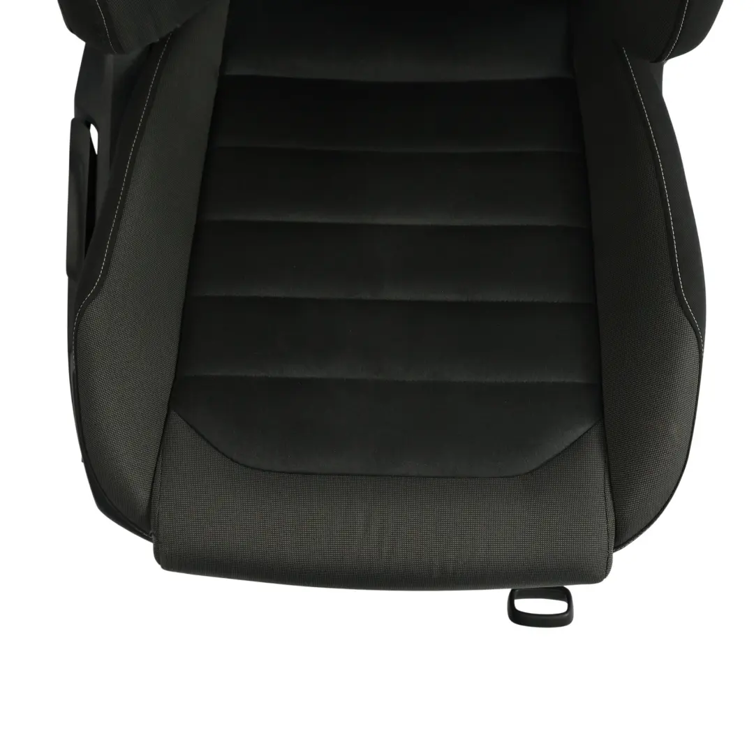 Drzwi Fotel Prawy Przód Materiał Alcantara Czarny do Volkswagen Golf Mk7 3 o numerze 5G3881806CB Volkswagen Golf Mk7 3 Drzwi Fotel Prawy Przód Materiał Alcantara Czarny - SKU 5G3881806CB-1 - Numer Części 5G3881806CB