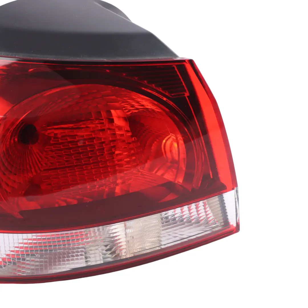 Mk6 5K Rear Tailgate Light Lamp Outer Left N/S to VW Volkswagen Golf with Part number 5K0945095M VW Volkswagen Golf Mk6 5K Rear Tailgate Light Lamp Outer Left N/S - SKU 5K0945095M - Part number 5K0945095M