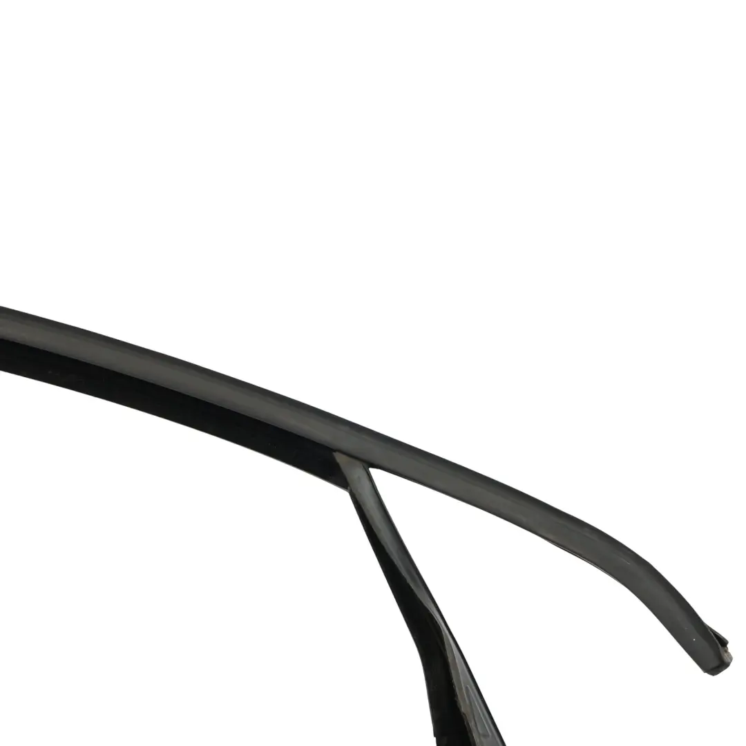 Mk6 Puerta Delantera Guía Ventana Junta Tira Derecha para VW Golf con número de pieza 5K4837432C VW Golf Mk6 Puerta Delantera Guía Ventana Junta Tira Derecha - SKU 5K4837432C - Número de pieza 5K4837432C