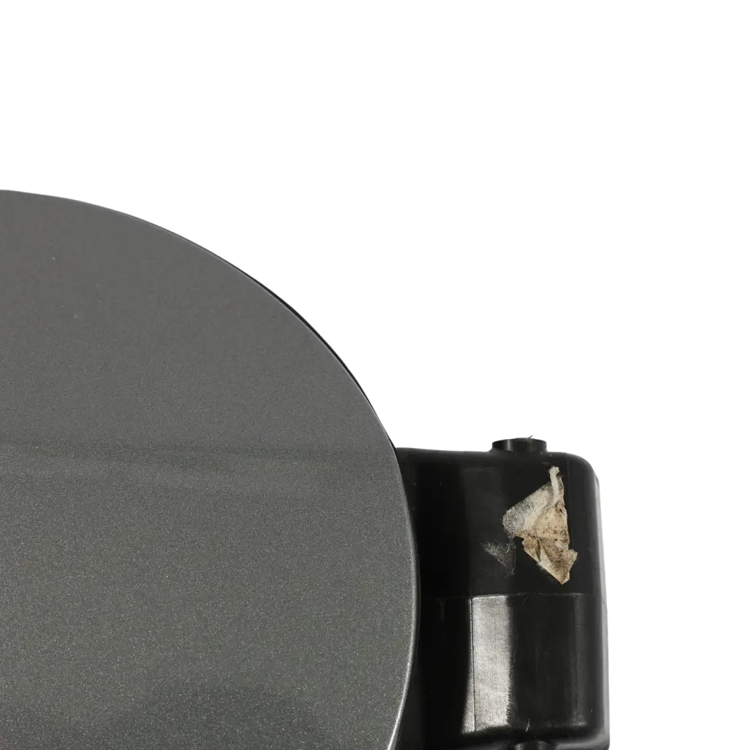 Mk6 1K Coperchio Dello Sportelo Carburante Grigio Unito - A7T per Volkswagen VW Golf con numero di parte 5K6809857C Volkswagen VW Golf Mk6 1K Coperchio Dello Sportelo Carburante Grigio Unito - A7T - SKU 5K6809857C-UGR - Numero di parte 5K6809857C