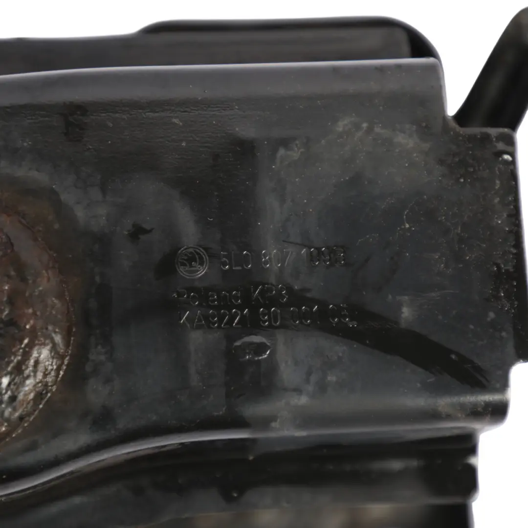 Skoda Yeti 5L Front Bumper Carrier Crash Bar Support Reinforcement - SKU 5L0807109B - Part number 5L0807109B