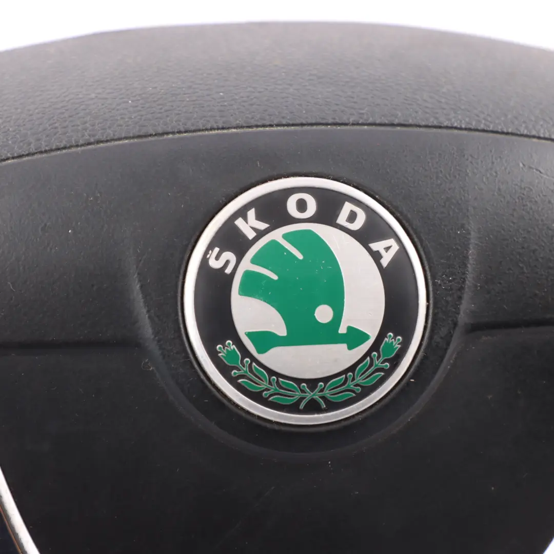 Steering Wheel Air Module Driver's Side to Skoda Yeti 5L with Part number 5L0880201F Skoda Yeti 5L Steering Wheel Air Module Driver's Side - SKU 5L0880201F - Part number 5L0880201F